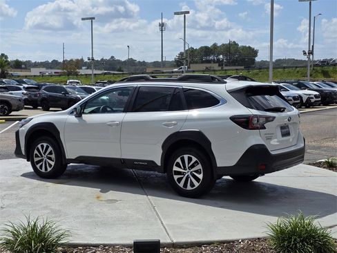 New 2025 Subaru Outback Premium image 4