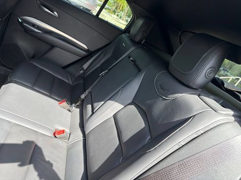 Used 2023 Cadillac XT4 Premium Luxury FWD image 3