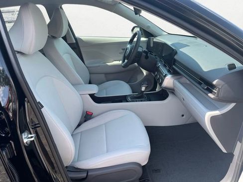 Certified 2026 Hyundai Kona SE AWD/4WD image 17