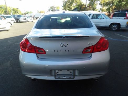 Used 2013 INFINITI G37 Journey w/ Premium Pkg RWD image 11