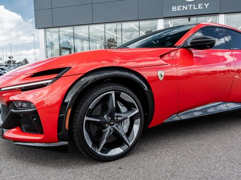 Used 2026 Ferrari Purosangue AWD/4WD image 21