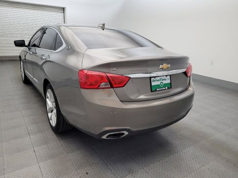 Used 2019 Chevrolet Impala Premier FWD image 5
