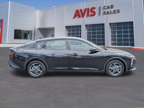 Used 2025 Kia K4 FWD image 5
