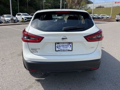 Used 2022 Nissan Rogue Sport S image 31