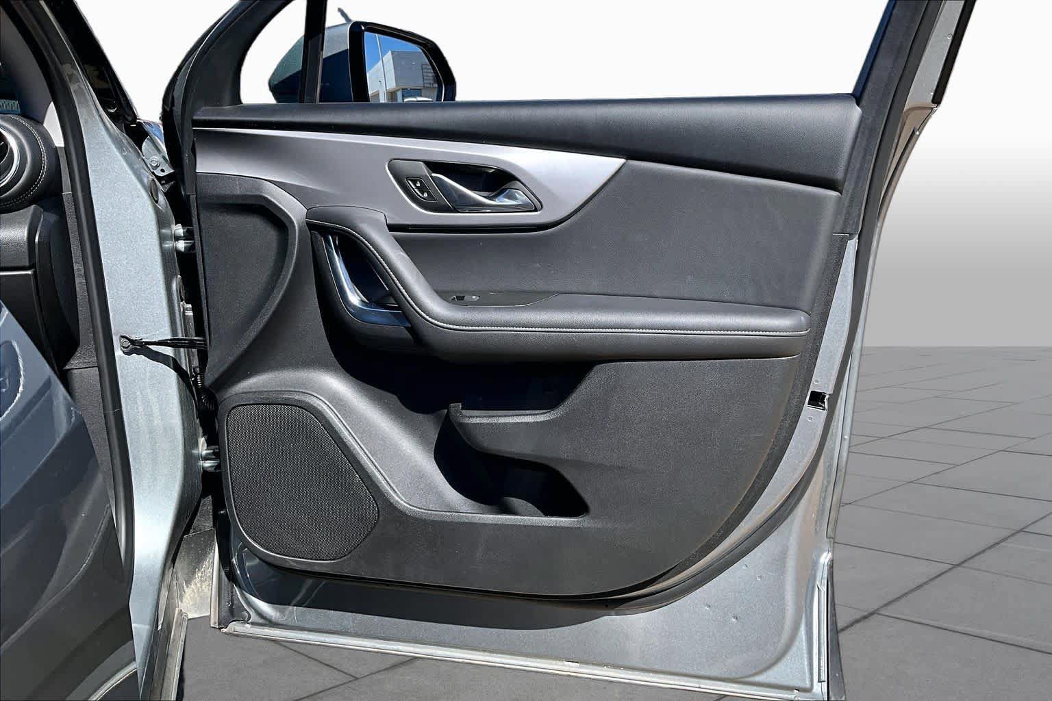Used 2026 Chevrolet Blazer LT FWD image 25