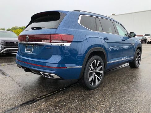 Used 2025 Volkswagen Atlas SEL Premium R-Line image 6