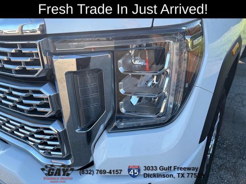 Used 2021 GMC Sierra 2500 Denali w/ Denali Ultimate Package AWD/4WD image 2