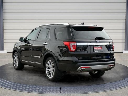 Used 2017 Ford Explorer Limited w/ Equipment Group 303A AWD/4WD image 5