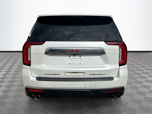 Used 2021 GMC Yukon Denali image 7