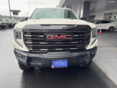 Used 2026 GMC Sierra 1500 AT4X image 2