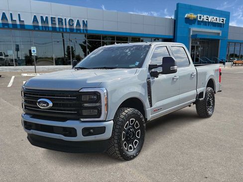 Used 2025 Ford F250 Platinum AWD/4WD image 4