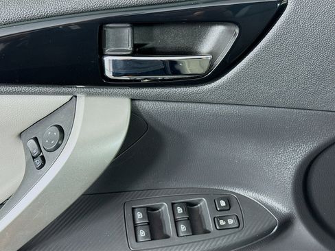 Used 2022 Mitsubishi Eclipse Cross SEL image 23