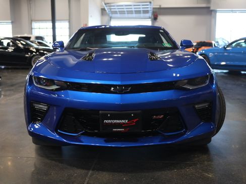 Used 2018 Chevrolet Camaro SS RWD image 2