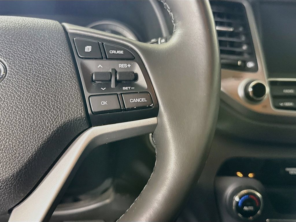 Used 2018 Hyundai Tucson Limited AWD/4WD image 21