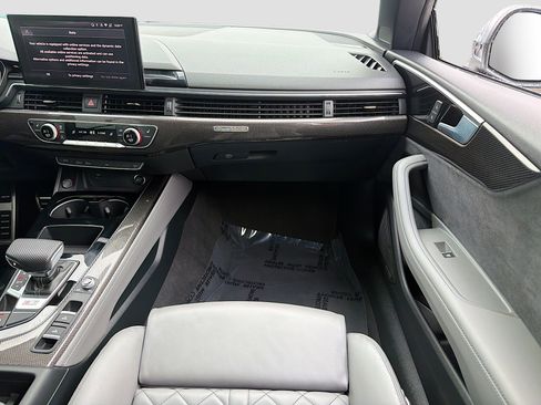 Used 2024 Audi S5 Premium Plus image 17