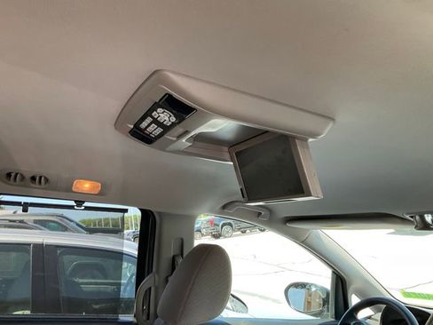 Used 2016 Honda Odyssey SE image 9