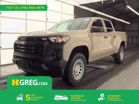 Used 2024 Chevrolet Colorado W/T image 1