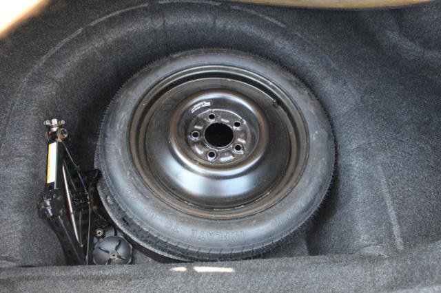 Used 2004 Dodge Intrepid ES FWD image 15