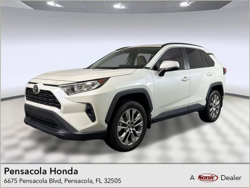 Used 2021 Toyota RAV4 XLE Premium FWD image 1