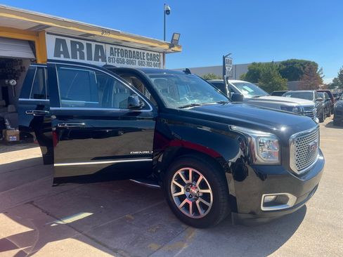 Used 2016 GMC Yukon Denali w/ Open Road Package AWD/4WD image 7