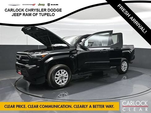 Used 2025 Toyota Tacoma SR AWD/4WD image 55