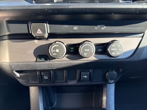Used 2023 Toyota Tacoma SR image 32