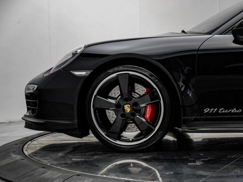 Used 2015 Porsche 911 Turbo image 8
