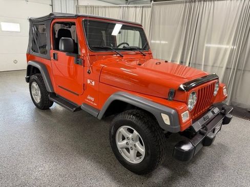 Used 2005 Jeep Wrangler X AWD/4WD image 3