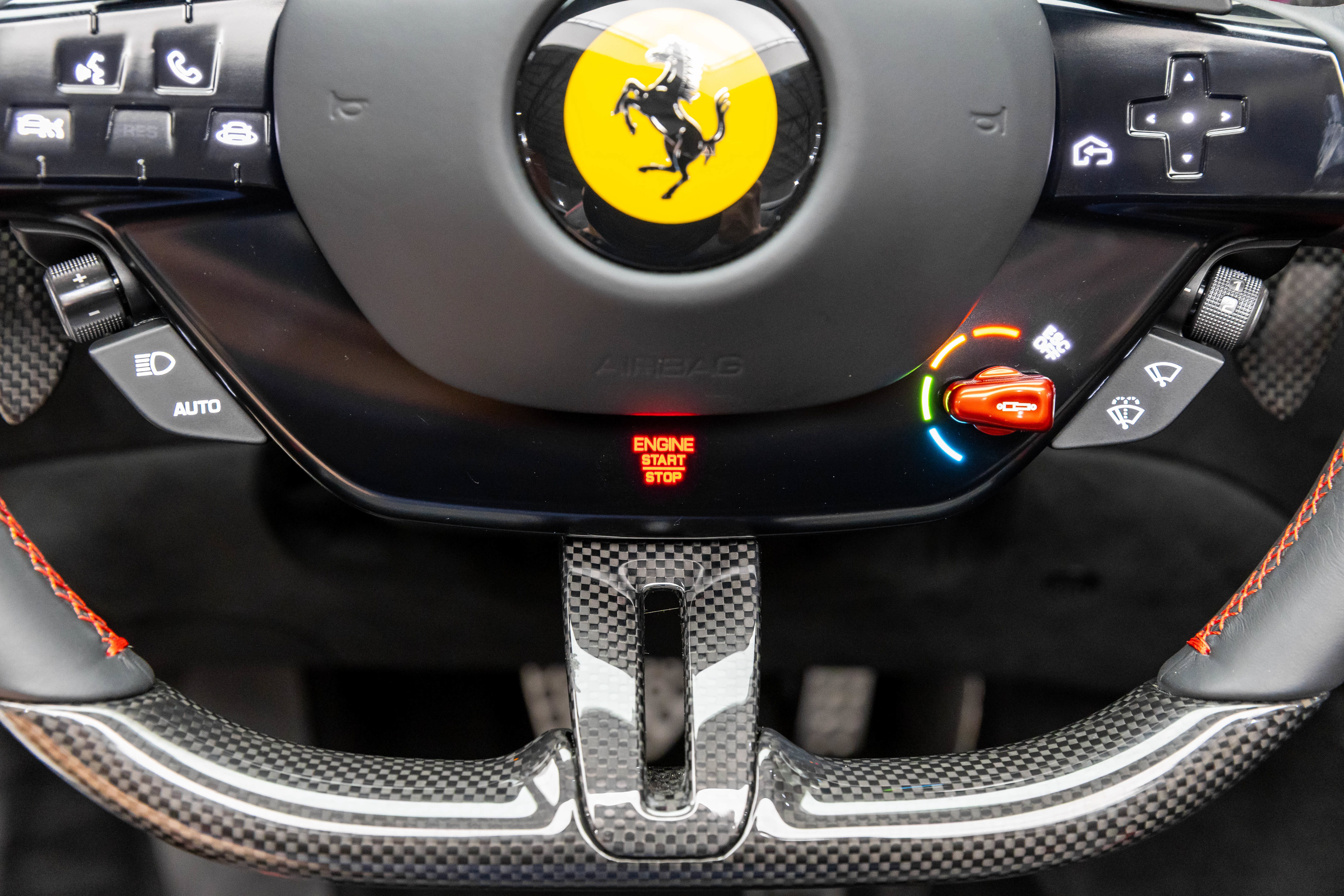 Certified 2025 Ferrari Roma Spider RWD image 54