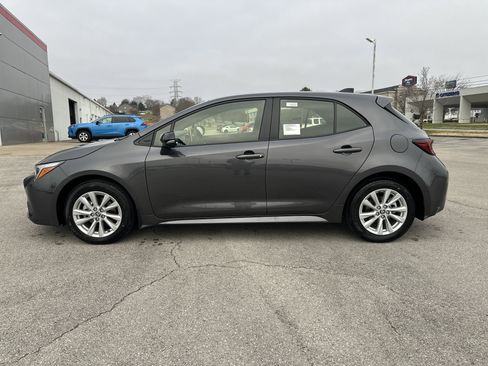 New 2026 Toyota Corolla SE image 8