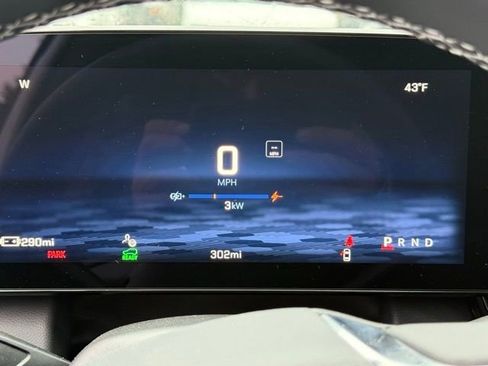 New 2026 Chevrolet Equinox EV LT w/ Comfort Package image 32