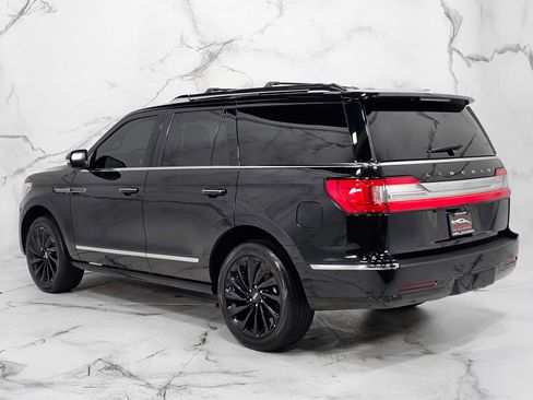 Used 2021 Lincoln Navigator Reserve AWD/4WD image 13