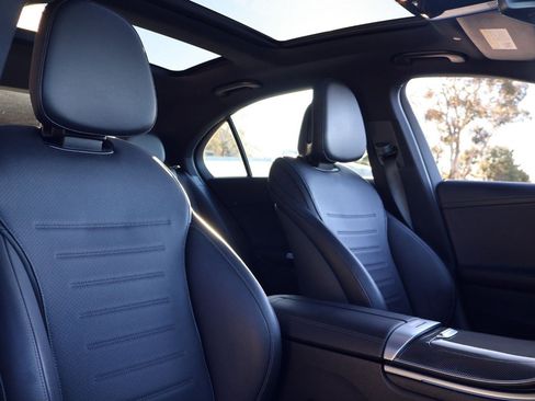 Used 2022 Mercedes-Benz C 300 Sedan image 24