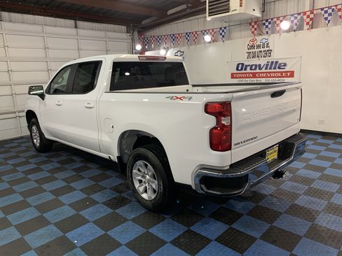 New 2026 Chevrolet Silverado 1500 LT image 3