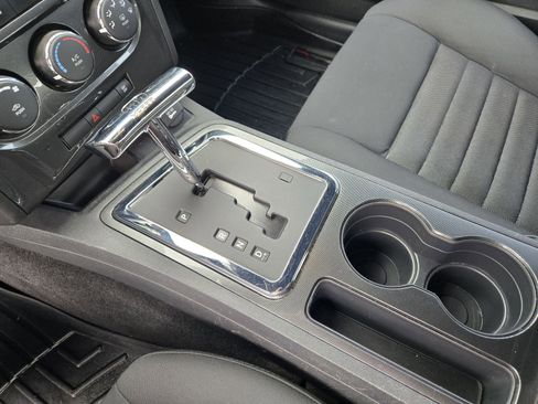 Used 2009 Dodge Challenger R/T RWD image 19