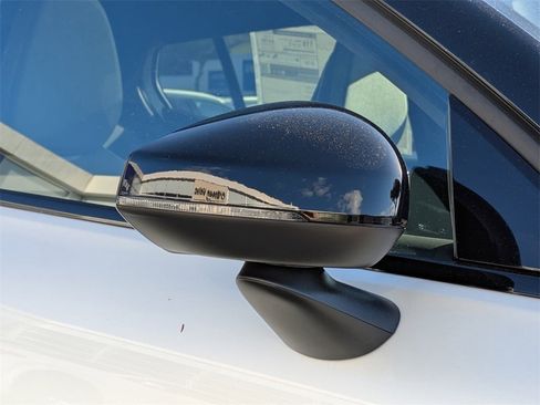 New 2026 Volvo EX30 Plus w/ Climate Package image 12