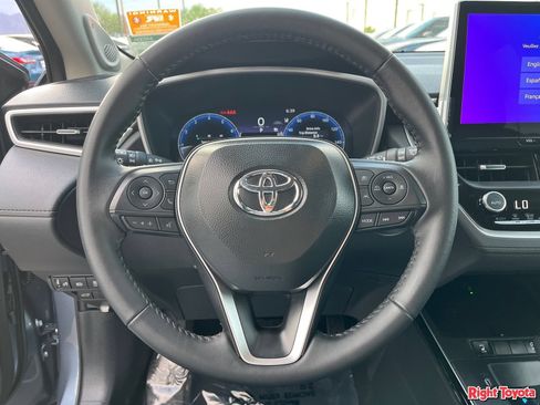Certified 2026 Toyota Corolla Cross XLE w/ Convenience Package FWD image 21