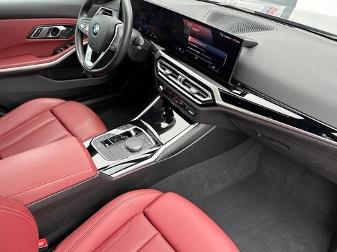 Used 2023 BMW 330i Sedan w/ Driving Assistance Package RWD image 14