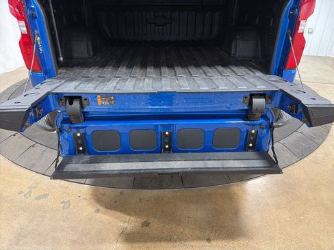 Used 2022 Chevrolet Silverado 1500 LTZ w/ LTZ Premium Package image 9