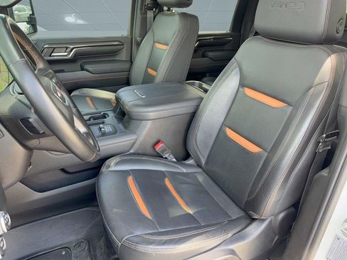 Used 2024 GMC Sierra 2500 AT4 w/ AT4 Premium Plus Package AWD/4WD image 5