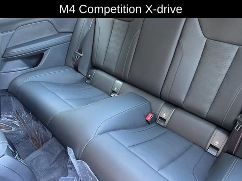 Used 2023 BMW M4 xDrive Competition AWD/4WD image 12