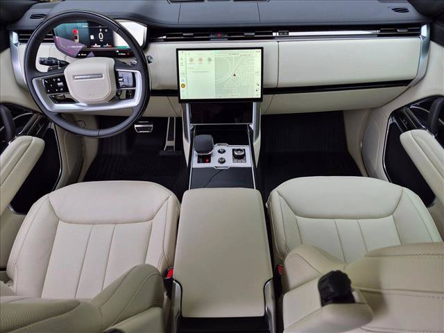 New 2027 Land Rover Range Rover Long Wheelbase SE AWD/4WD image 14