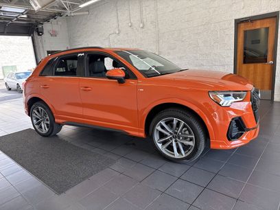 Used 2025 Audi Q3 2.0T Premium w/ Black Optic Sport Package