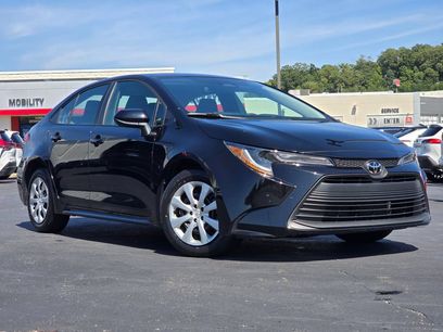 Used 2025 Toyota Corolla LE
