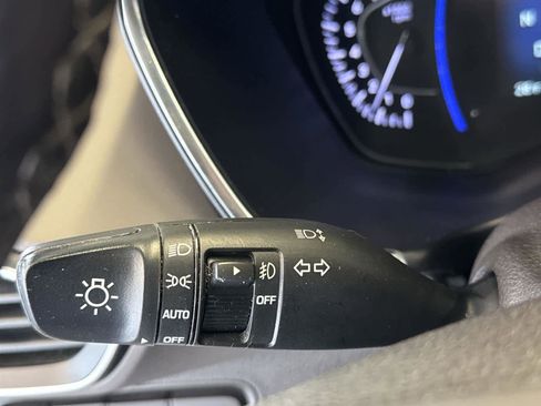 Used 2019 Hyundai Santa Fe Limited image 24