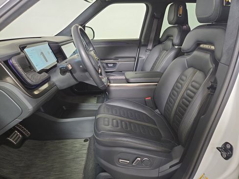 Used 2022 Rivian R1S Launch Edition image 20