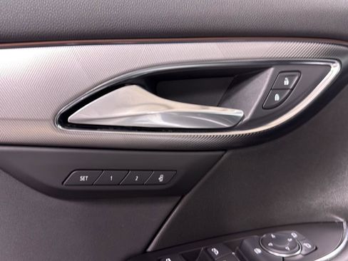 Used 2025 Buick Envision Sport Touring image 24