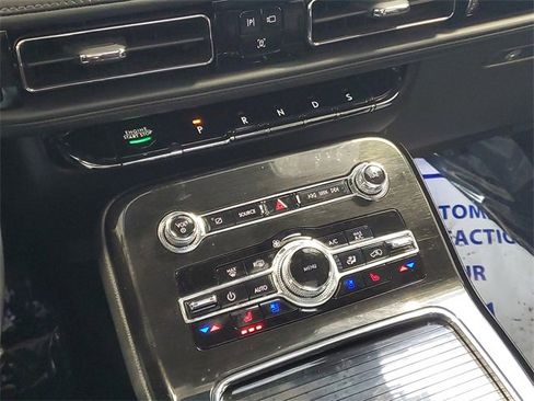 Certified 2022 Lincoln Nautilus Reserve w/ Equipment Group 201A image 24