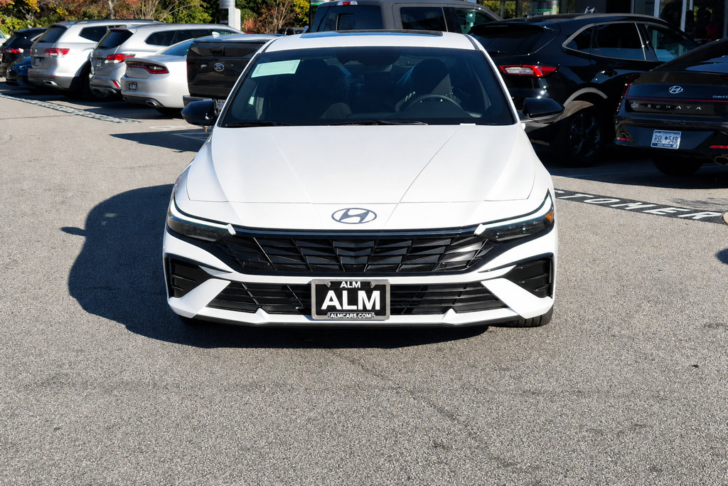 New 2026 Hyundai Elantra SEL Sport FWD image 2