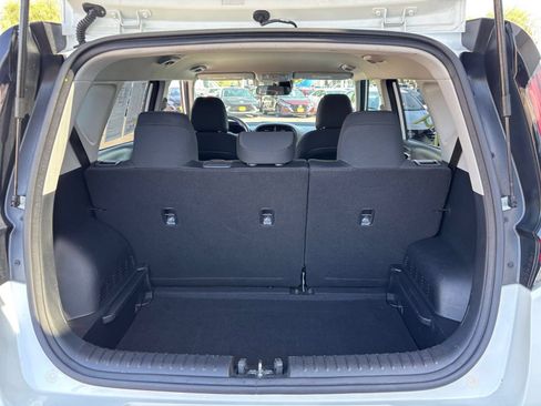 Used 2025 Kia Soul LX w/ LX Technology Package FWD image 30